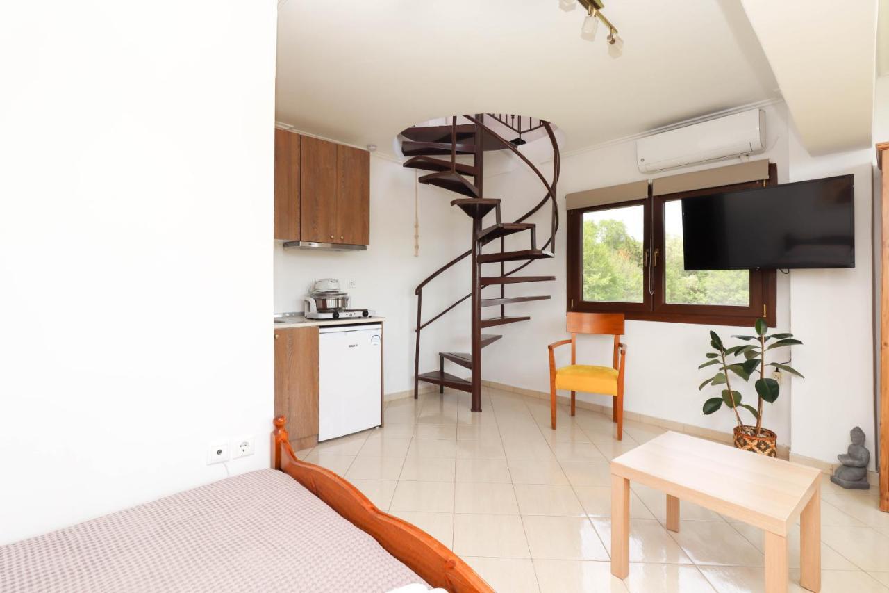 Studio Acropolis Serres Next To Center 外观 照片